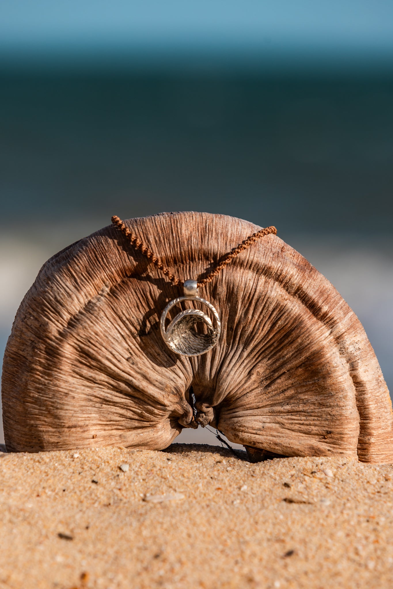 Jaws Wave Necklace